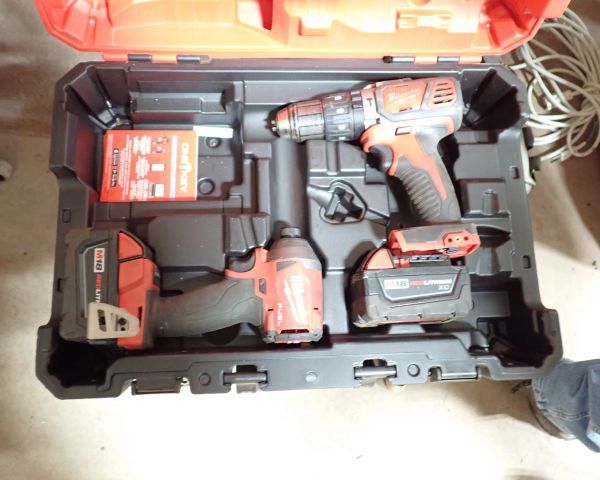 Auction listing photo
