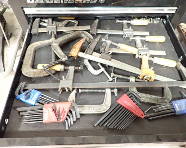 Auction listing photo