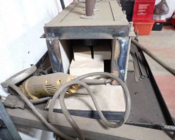 Auction listing photo