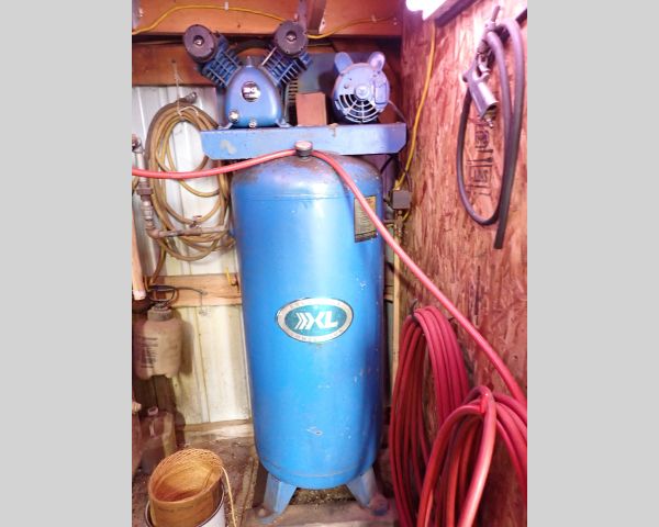 Auction listing photo