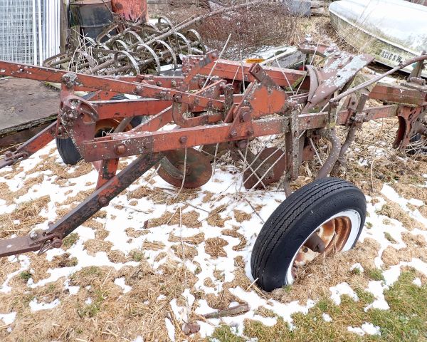Auction listing photo
