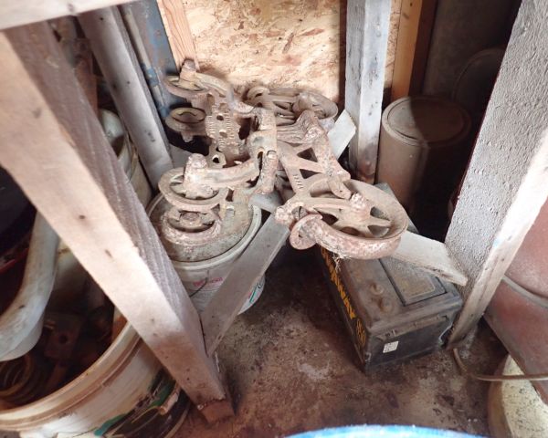Auction listing photo