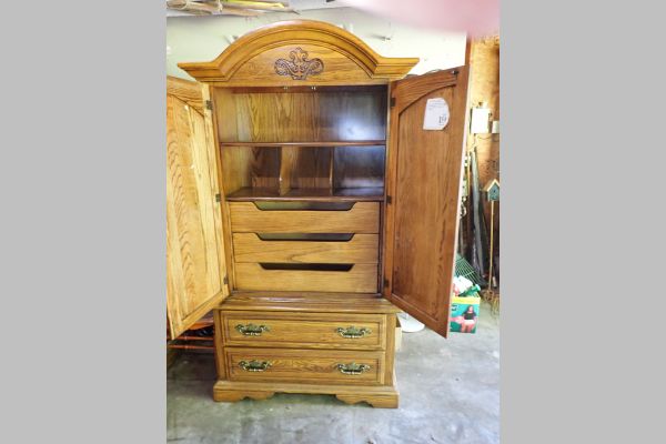 Auction listing photo