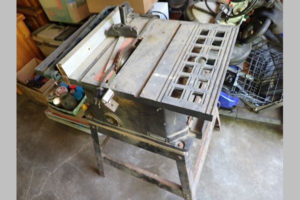 Auction listing photo