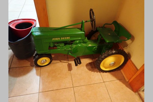 Auction listing photo
