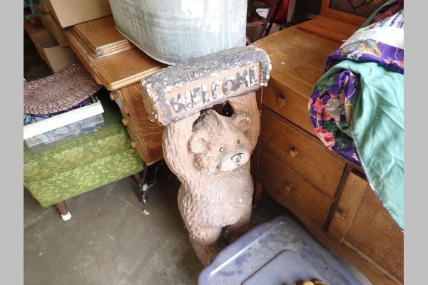 Auction listing photo