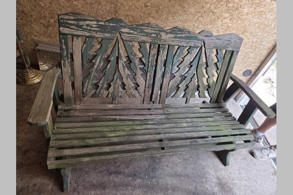 Auction listing photo