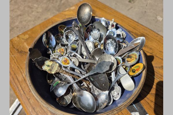 Auction listing photo