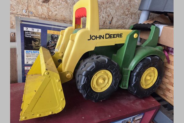 Auction listing photo