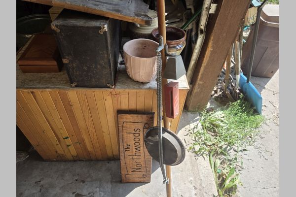 Auction listing photo