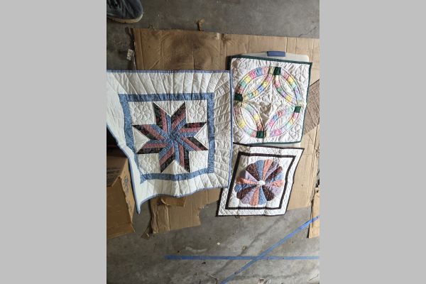 Auction listing photo