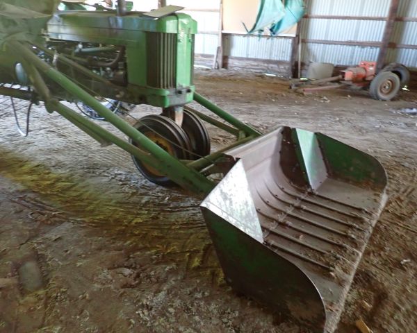 Auction listing photo