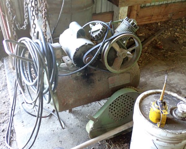 Auction listing photo
