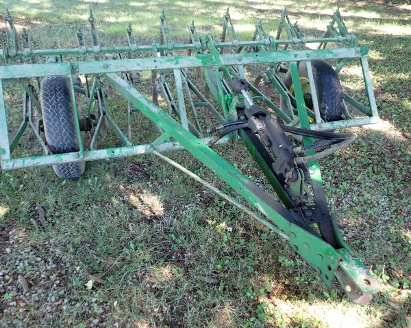 Auction listing photo