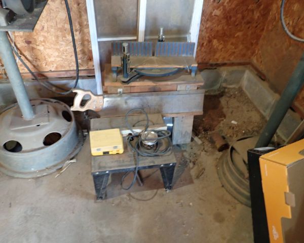 Auction listing photo