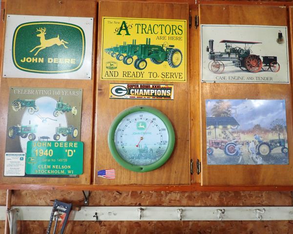 Auction listing photo