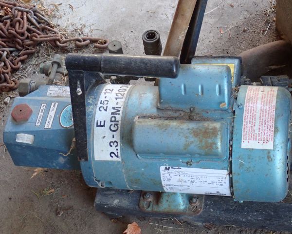 Auction listing photo