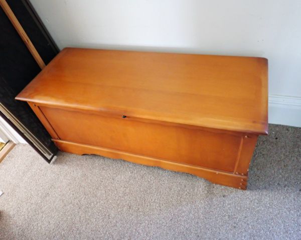 Auction listing photo