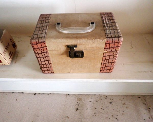 Auction listing photo