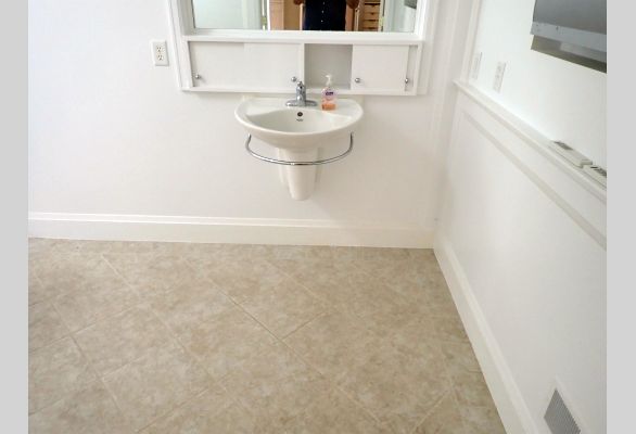 Auction listing photo