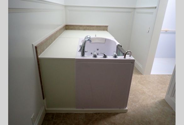 Auction listing photo