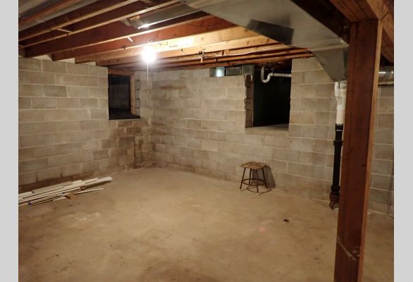 Auction listing photo