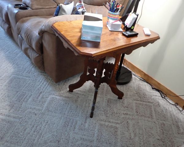 Auction listing photo