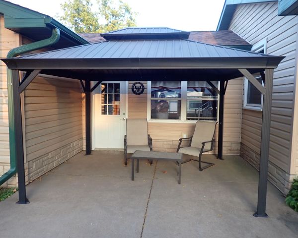 Auction listing photo