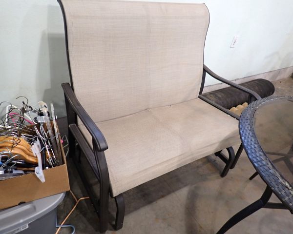 Auction listing photo