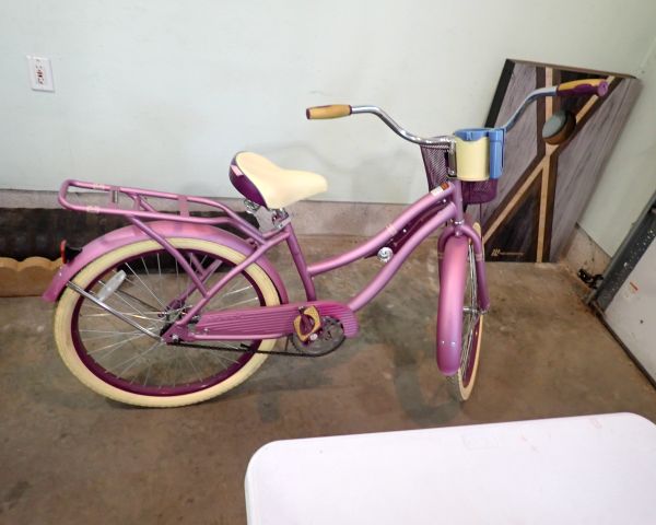 Auction listing photo