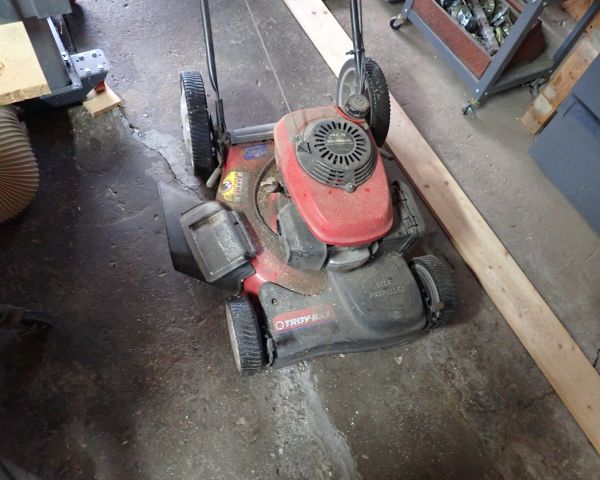 Auction listing photo