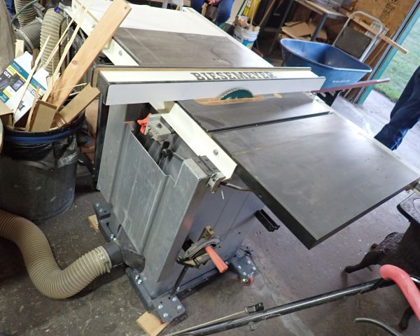 Auction listing photo