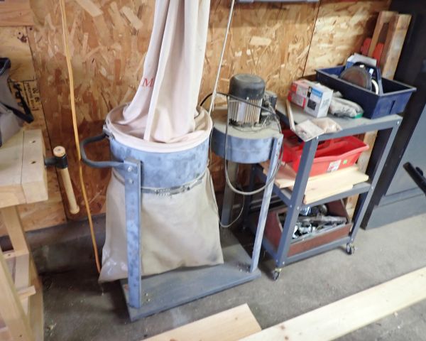 Auction listing photo