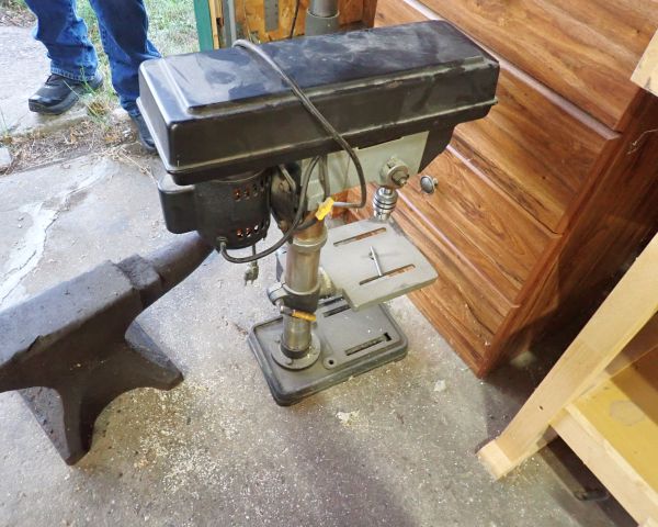 Auction listing photo