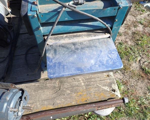 auction image