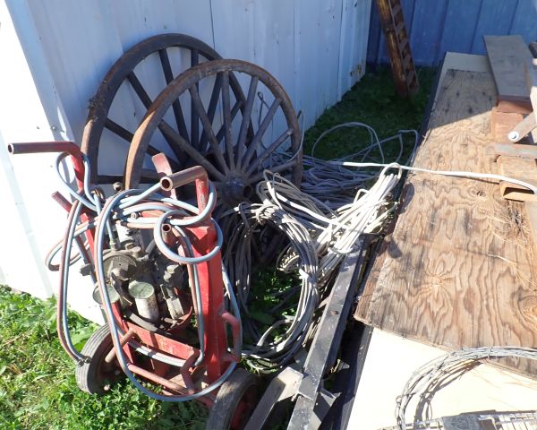 auction image