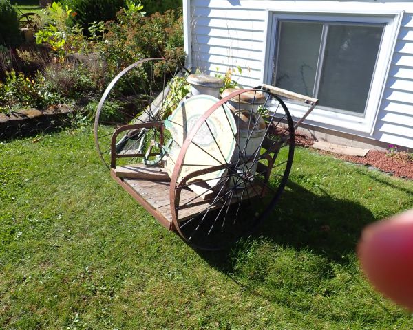 auction image