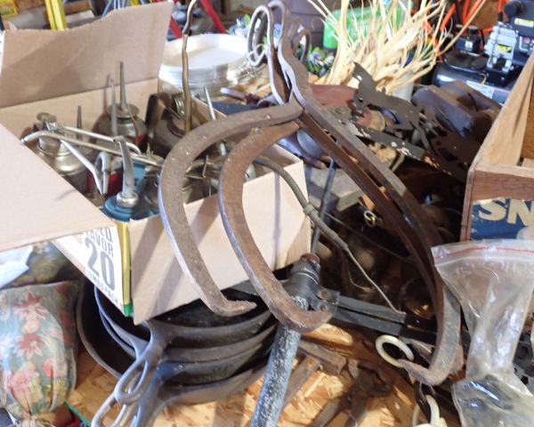 auction image