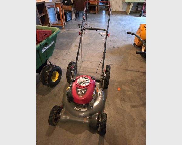 auction image