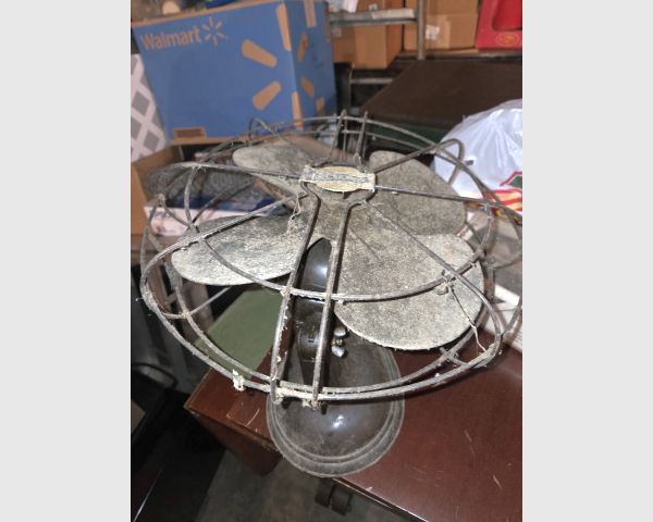 auction image