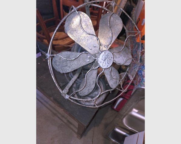 auction image