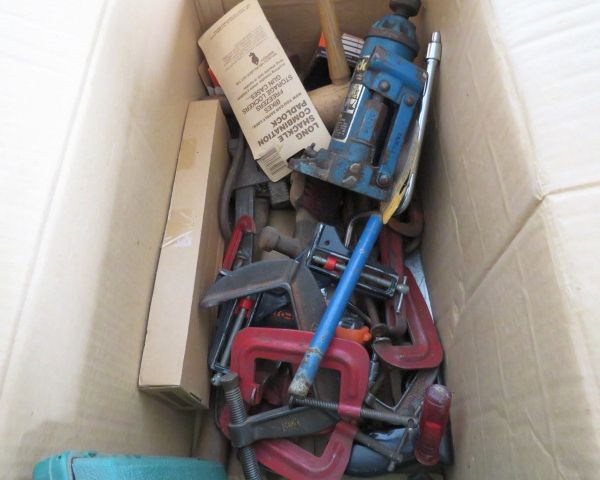 auction image
