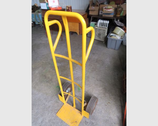 auction image