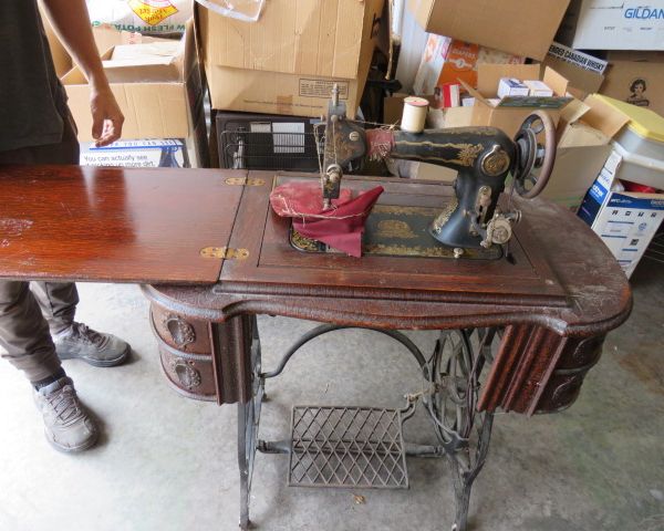 auction image