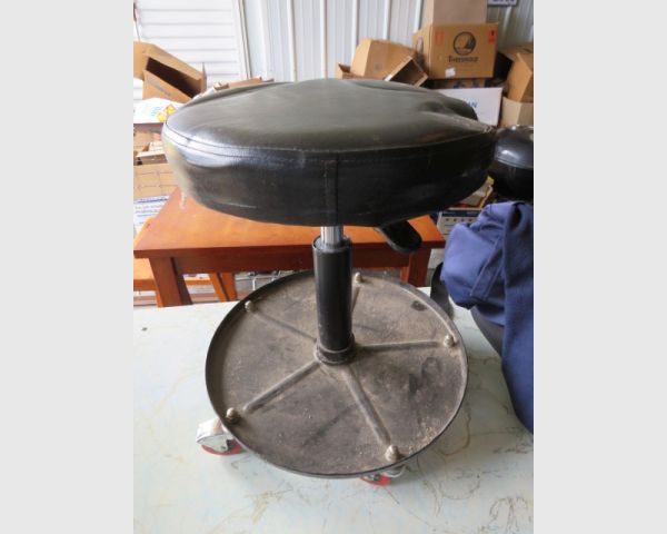 auction image