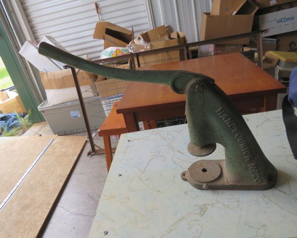 auction image