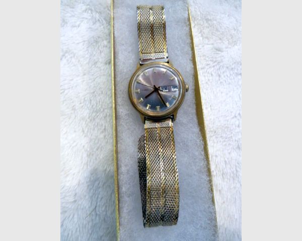 auction image