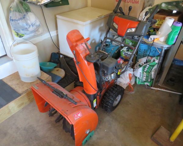 auction image