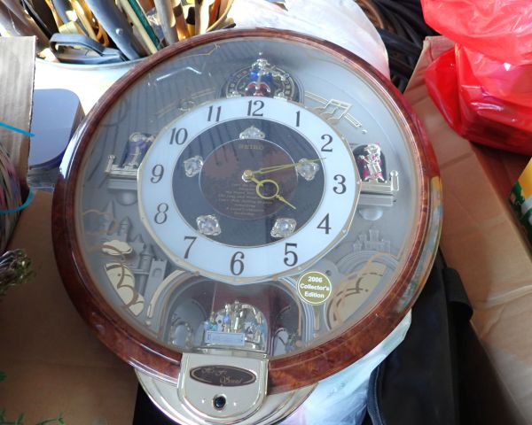 auction image