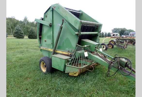 Auction listing photo